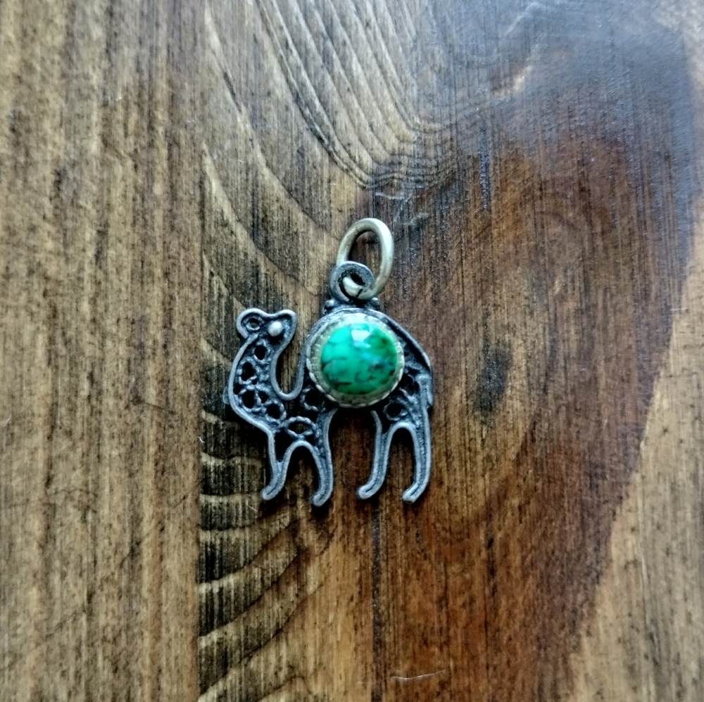 Vintage Sterling Silver Camel Pendant With Turquoise Stone.